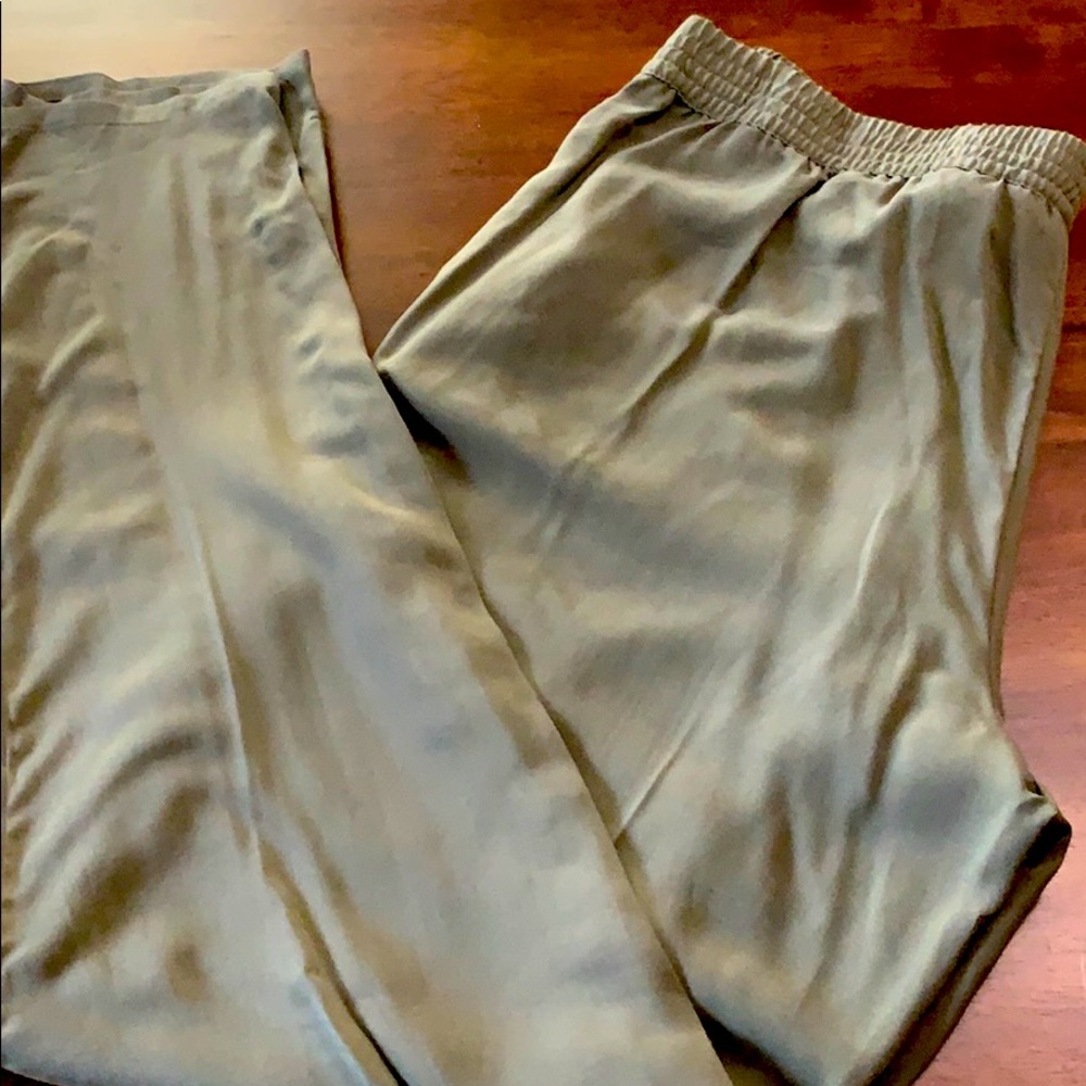 Soft pant